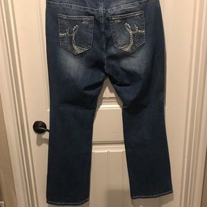 Ladies bootcut plus size Maurices jeans